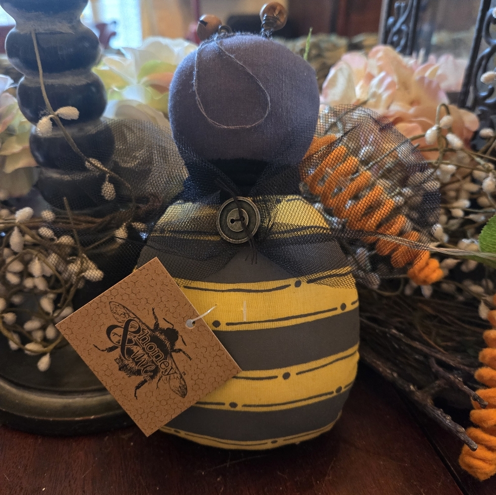 Primitive bowl filler bumble bee - Picture 2 of 3